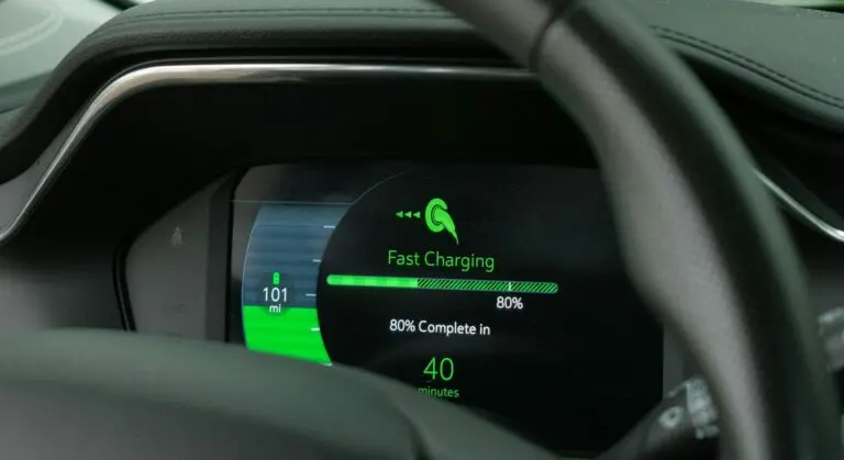 10 conseils pour moins consommer en voiture électrique