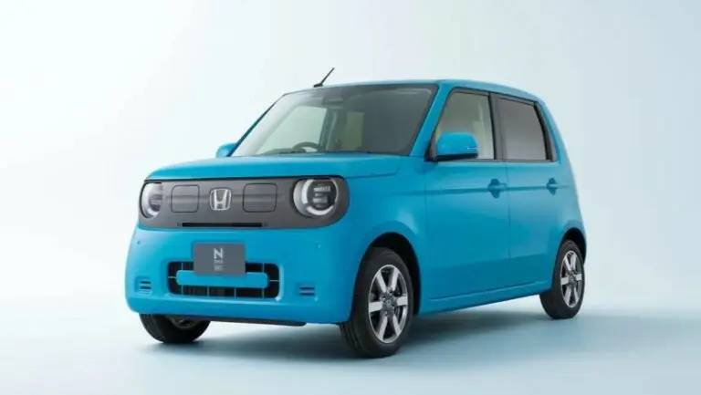 Honda N-ONE e citadine électrique japonaise compacte vue de face