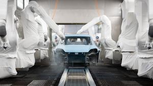 Electric Porsche Macan being assembled at the Leipzig plant