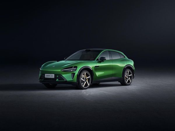 Photo of the Xiaomi YU7, Xiaomi's sporty electric SUV in 2025